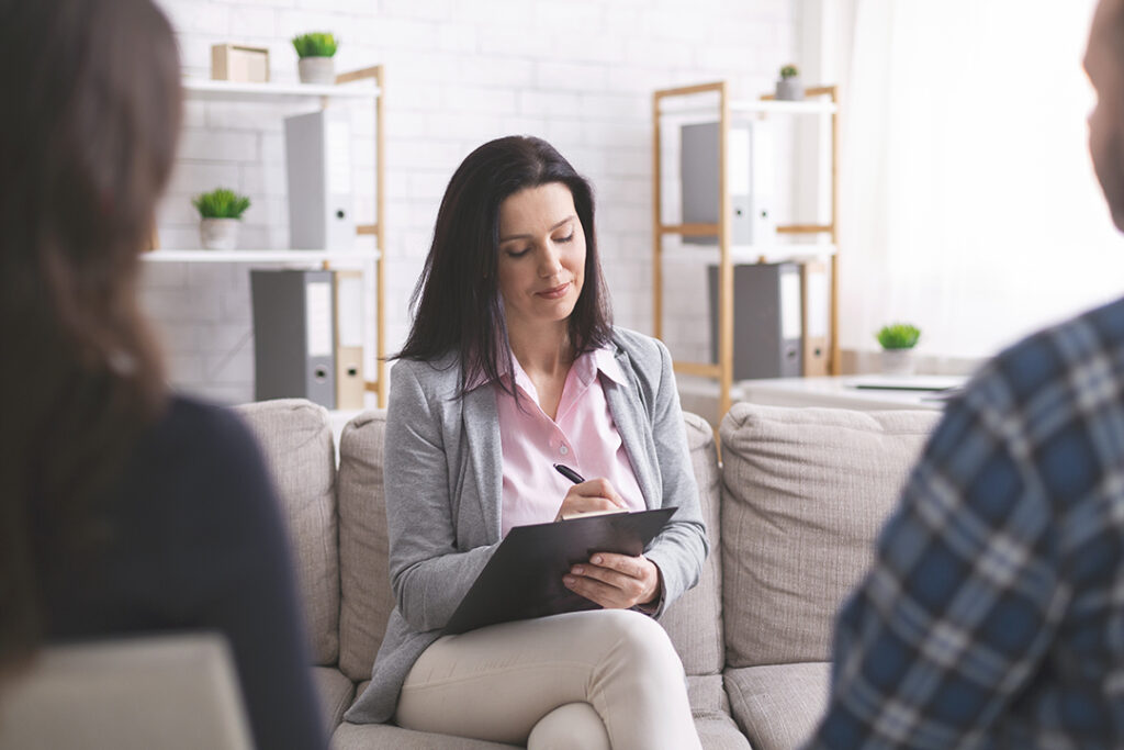 Peritajes psicológicos en víctimas, imputados y familia